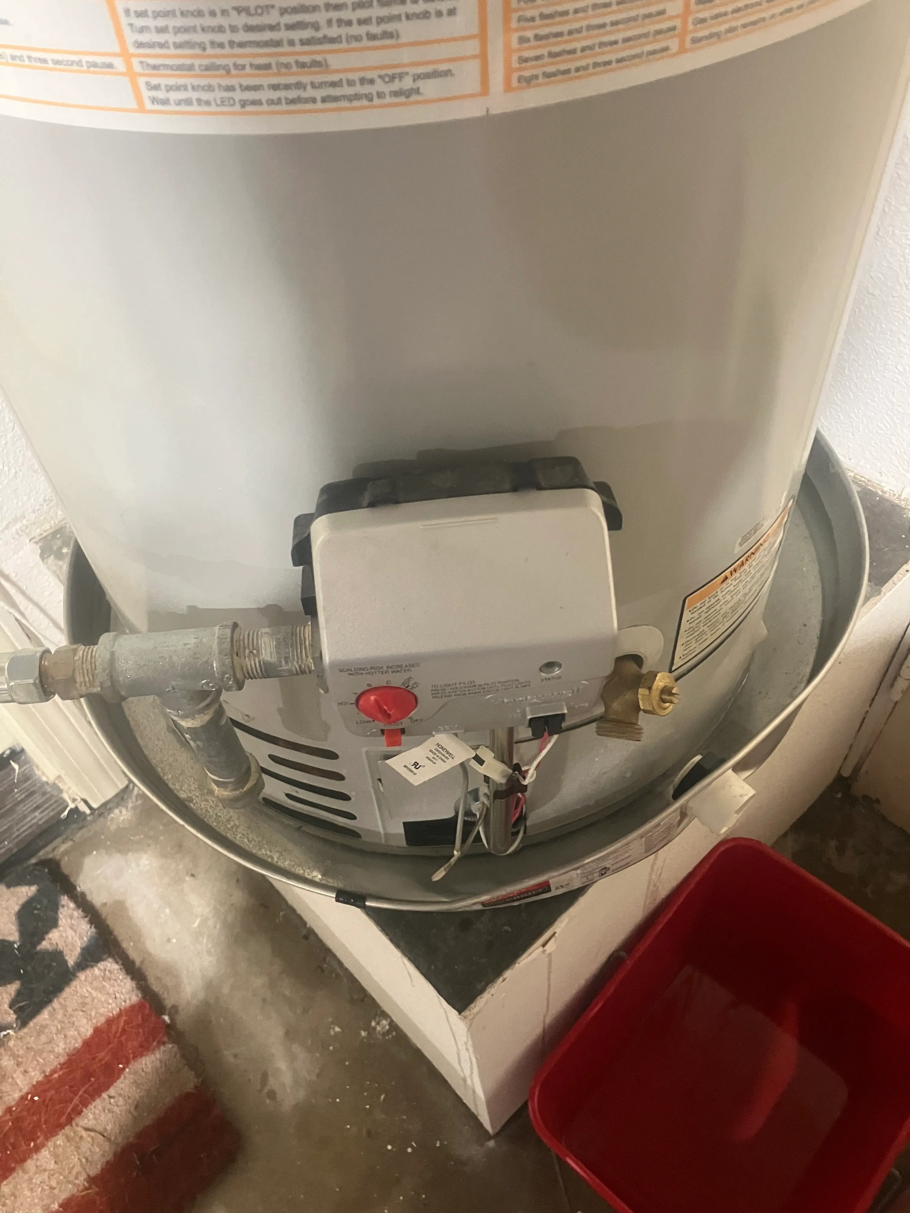 Water heater bottom